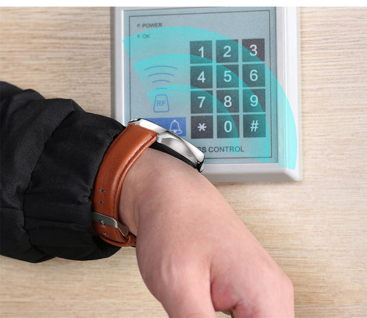 Smartwatch con Control de Acceso NFC y Llamadas Bluetooth – Pantalla HD 1.36”